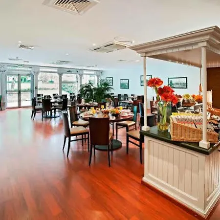 Du Golf Hotel Rosny-Sous-Bois