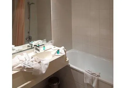 Du Golf Hotel Rosny-sous-Bois